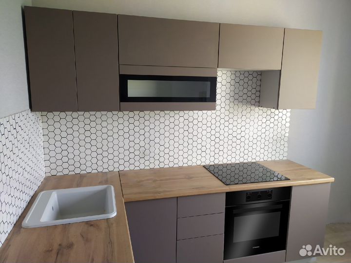 Кухонный гарнитур новый