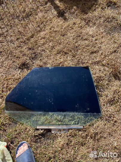 Продам заднее задней правой двери приора хэчтбег