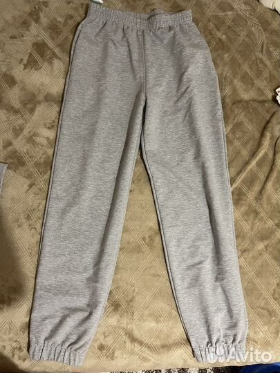 Спортивный костюм женский