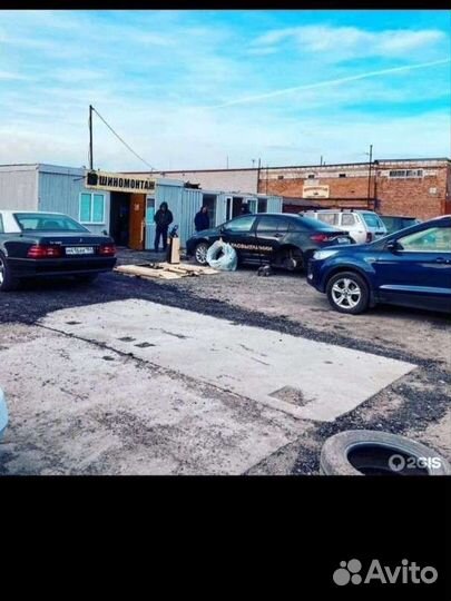 Шиномонтажник