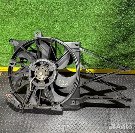 Вентилятор радиатора Opel Astra 1.4 2006