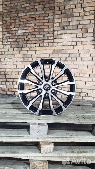 Диск литой 18x7.5 6x139.7 ET30 CB106.1 T1-BM