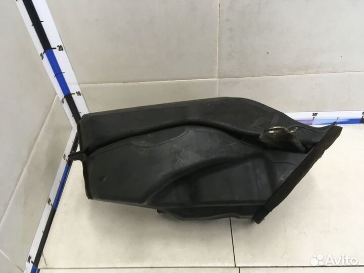 Воздухозаборник (внутри) LX 570 2007