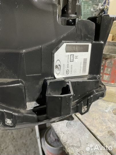 Фары на лада x-rey