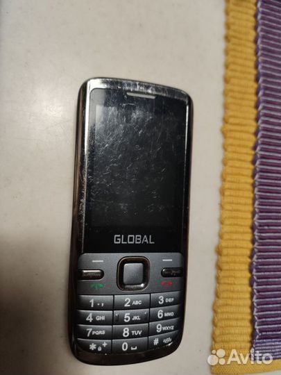 Мобильный кнопочный телефон Global