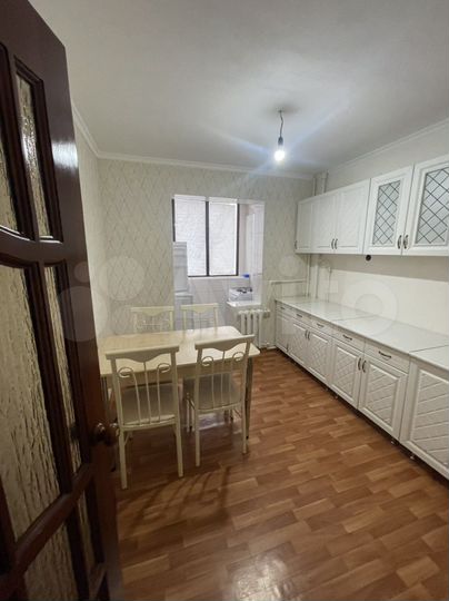 2-к. квартира, 59 м², 4/9 эт.