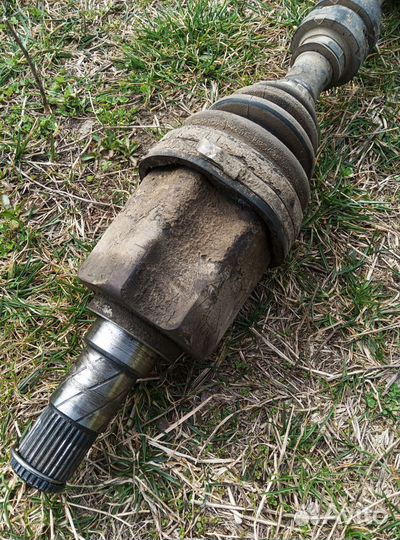 Приводной вал Nissan X-Trail, передний-левый