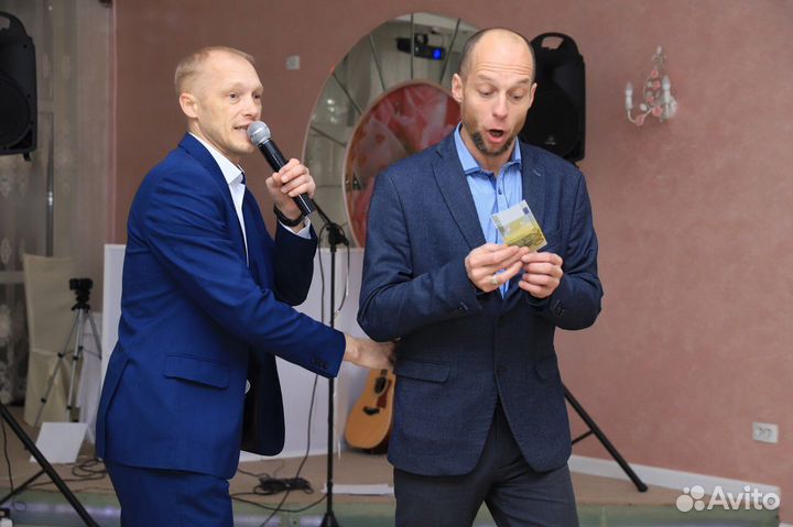 Ведущий (не тамада) +Dj (муз.оборуд)