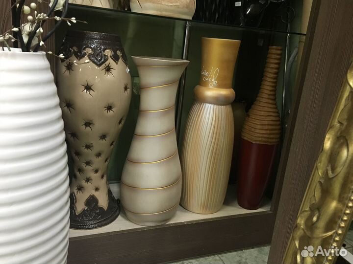Напольные вазы