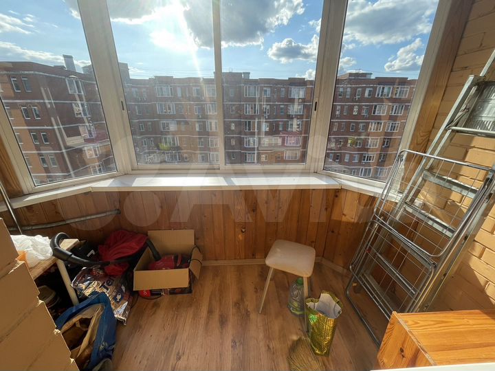 2-к. квартира, 62 м², 8/8 эт.