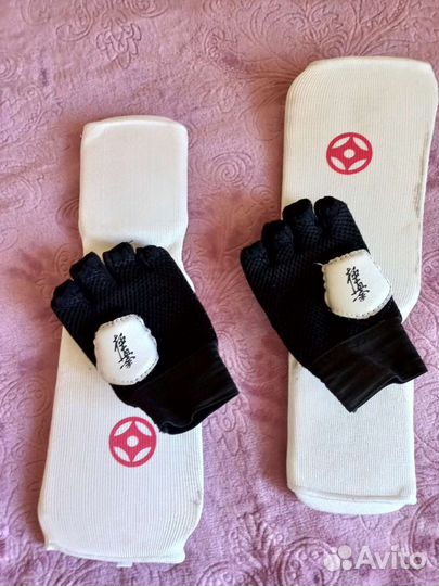 Защита голени и стопы, перчатки купили