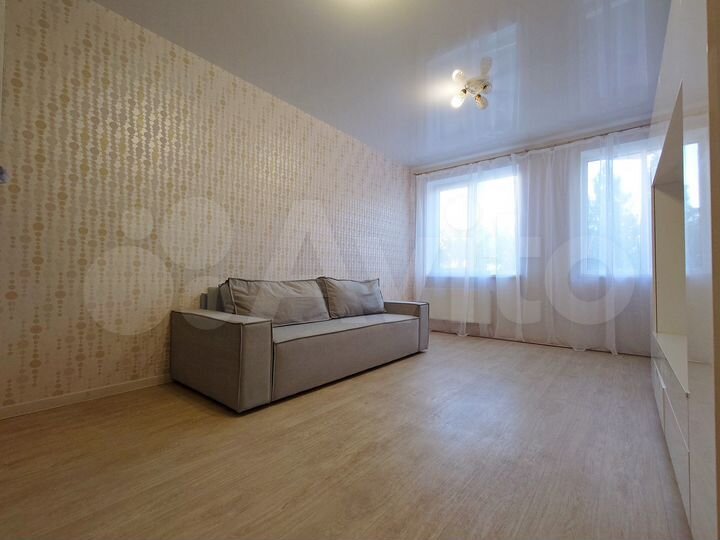 2-к. квартира, 76,8 м², 1/16 эт.