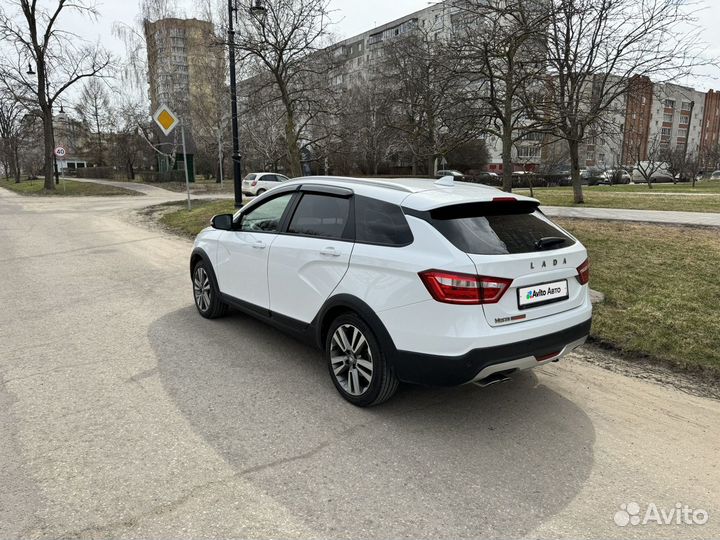 LADA Vesta Cross 1.6 CVT, 2022, 12 700 км