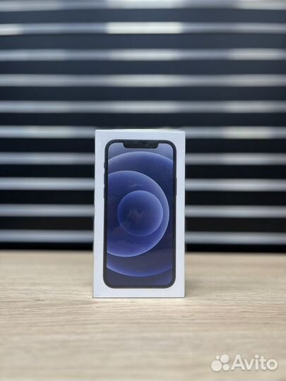 iPhone 12 64GB Черный Новый