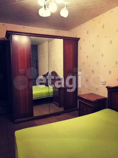 3-к. квартира, 50 м², 1/9 эт.