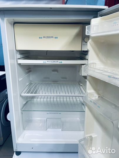 Холодильник Hitachi барный