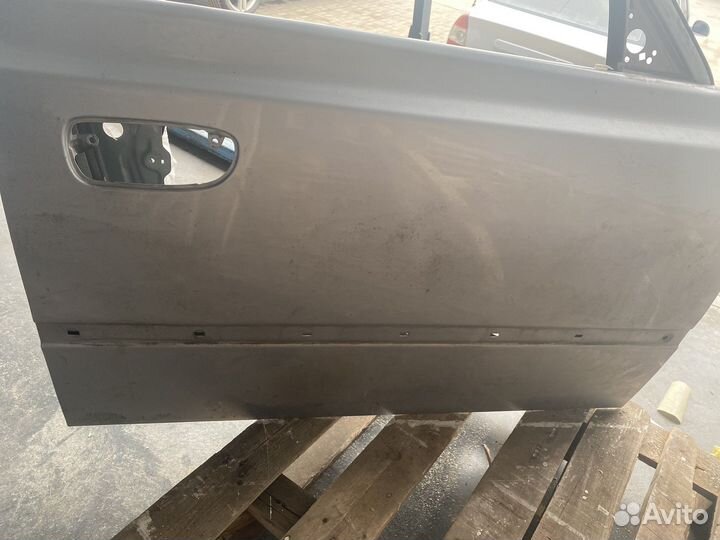 Дверь правая на hyundai акцент бу