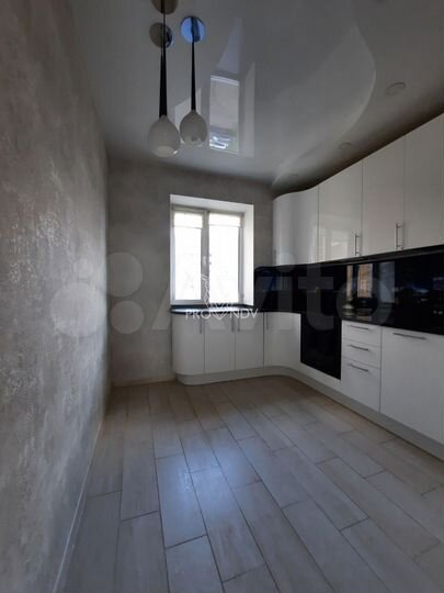 2-к. квартира, 53 м², 7/12 эт.