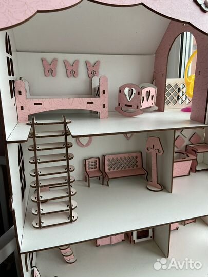 Домик кукольный