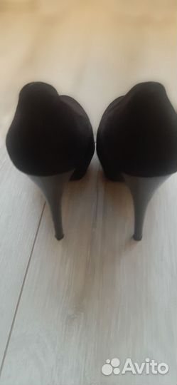 Туфли женские 39 размер замшевые