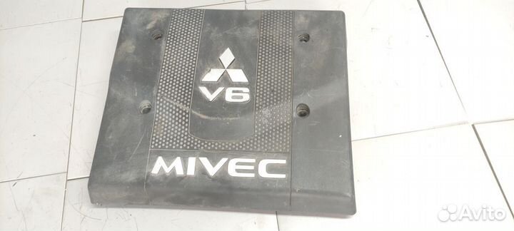 Накладка моторного отсека Mitsubishi Pajero/Montero 4