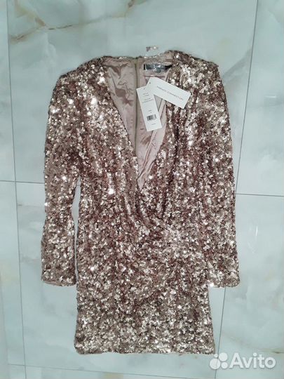 Платье вечернее