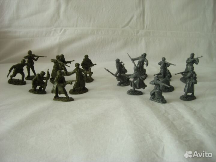 Солдатики-фигурки 