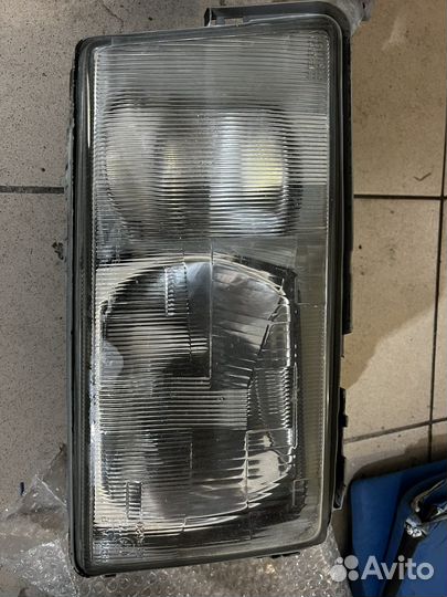 Передние фары mercedes e190