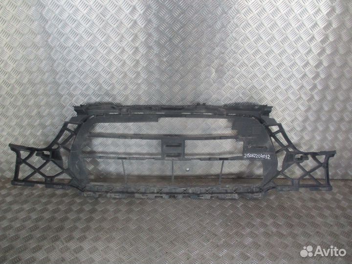 Решетка бампера ford BK3117E778AFW