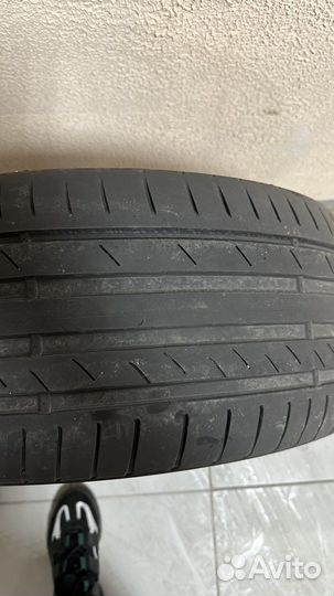 Kumho Ecsta PS71 245/45 R19 102Y