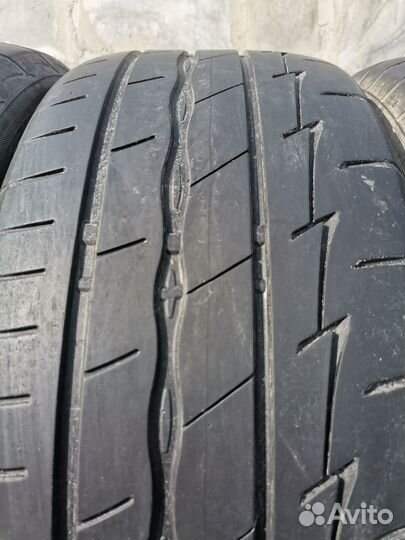Bridgestone Potenza RE003 Adrenalin 235/50 R18