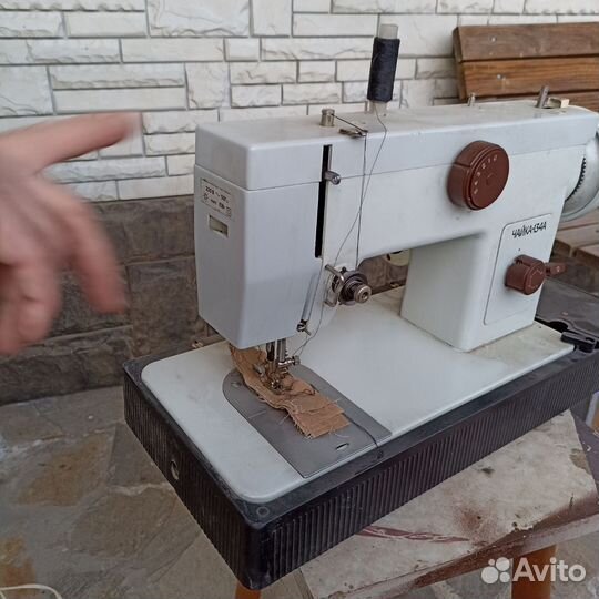 Швейная машина Чайка 134А