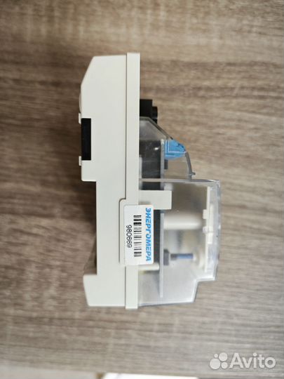 Практически новый электросчетчик