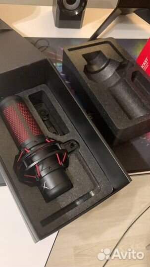 Микрофон HyperX QuadCast (комплект)