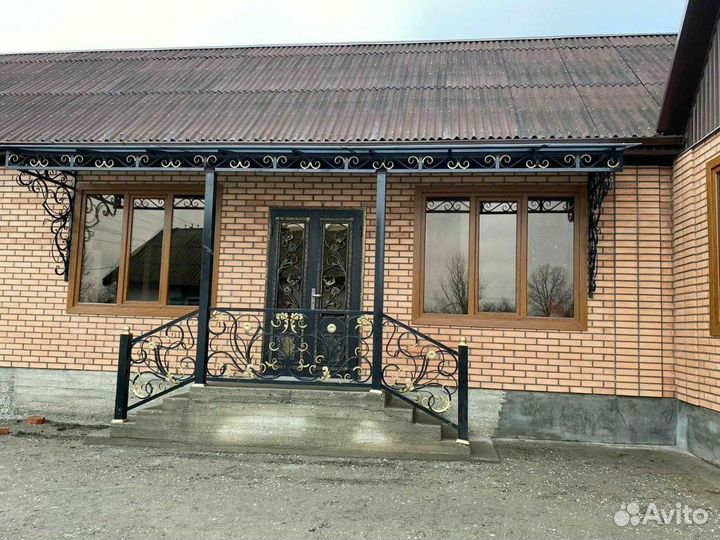 Кованые козырьки