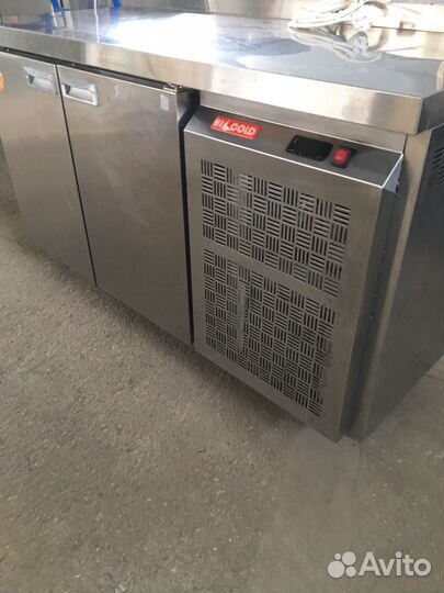 Холодильный стол