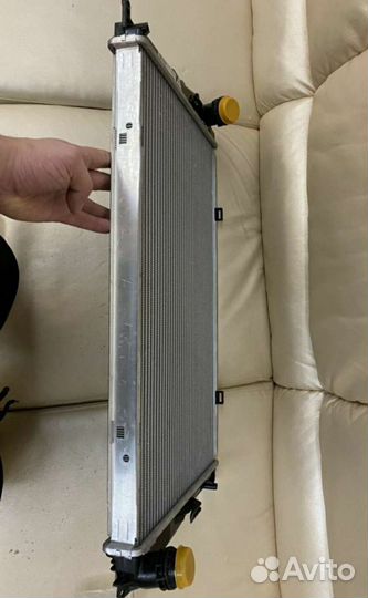 Радиатор BMW E87, E90