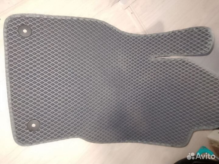 Коврик резиновый новый