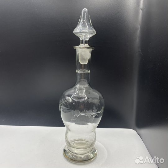 Графин штоф стеклянное резное стекло СССР (Сзр)