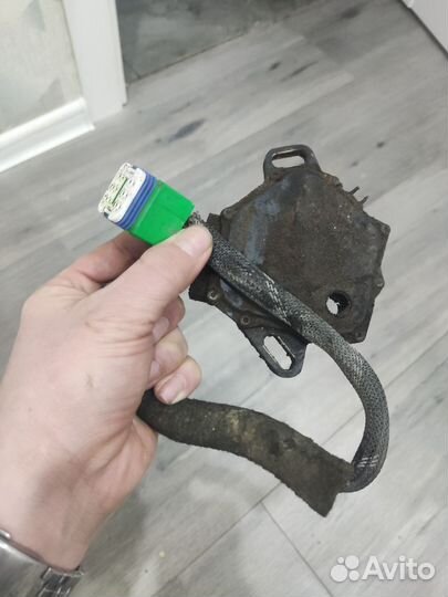 Датчик положения АКПП пежо Ситроен 1635684480