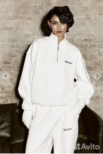 Спортивный костюм женский