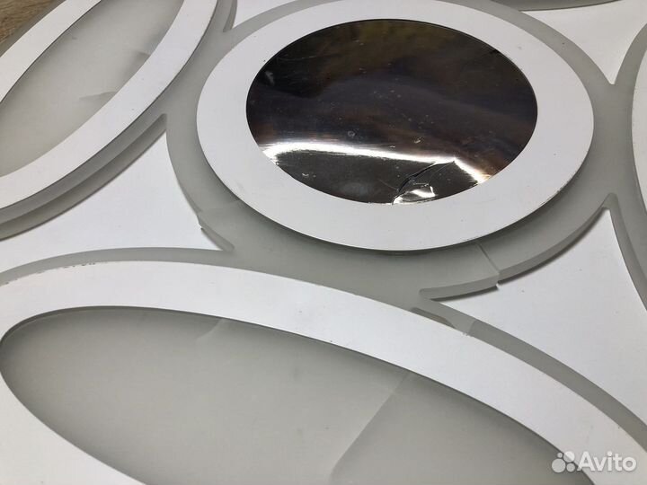 Люстра светодиодная с пультом бу не рабочая