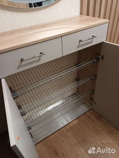 Вешалка и обувница