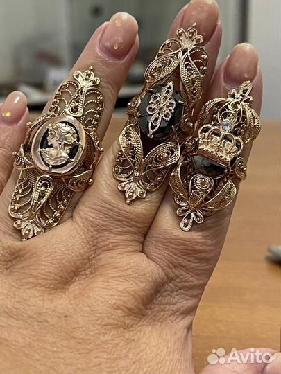 Золотое кольцо женское