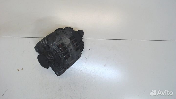 Генератор Volvo S40 / V40, 2001