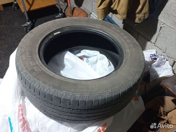 Continental CrossContact LX25 215/65 R16 H