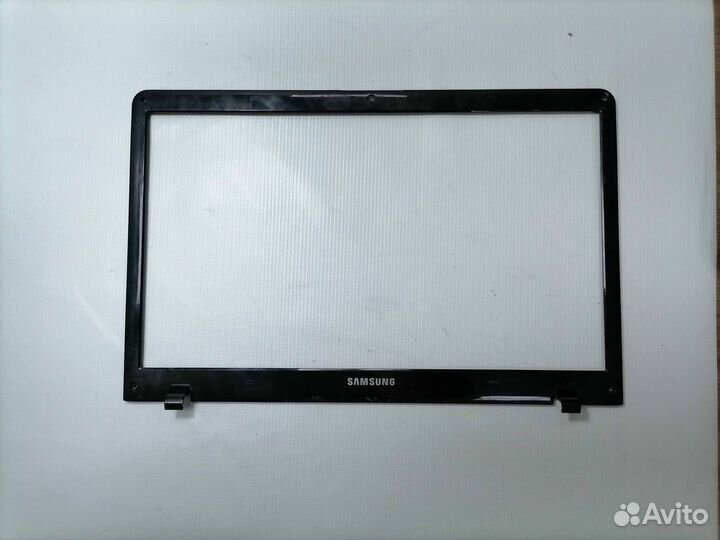 Рамка матрицы для Samsung NP365
