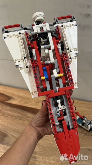 Lego Technic 2 в 1 Пожарный гидроплан