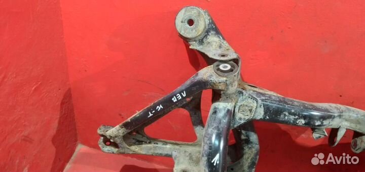 Туарег подрамник задний балка с рычагами