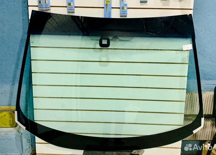 Лобовое стекло Митсубиси Лансер